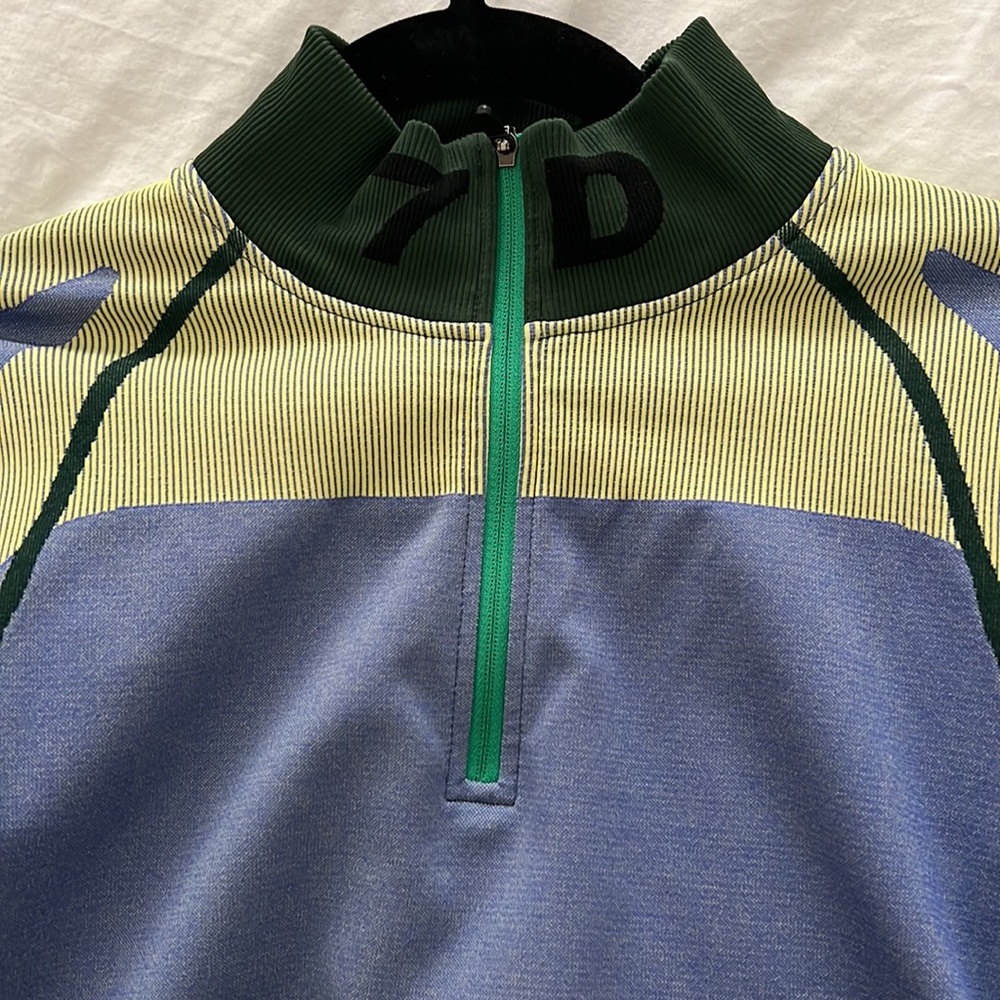 7D Top - Picture 3 of 4